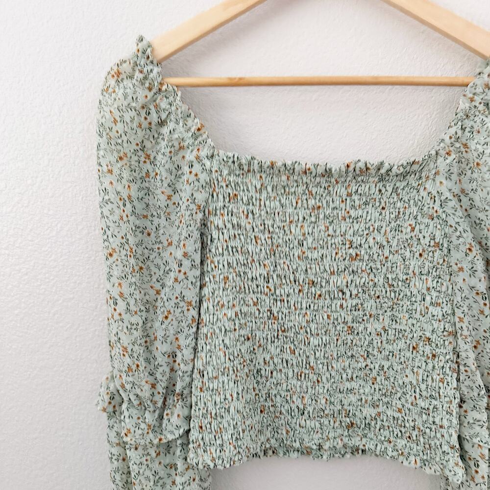 WILD FABLE | Mint Green Smocked On Off Shoulder Floral Balloon Sleeve | Medium